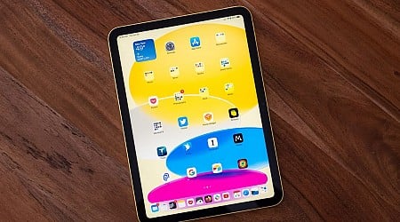 The 10th-gen iPad drops to $300 for the first time