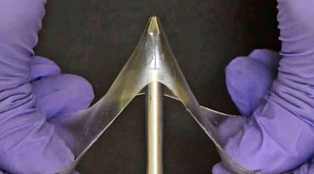‘Glassy gels’ are stretchy, sticky, and super tough