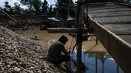 Illegal gold mining eats into Peruvian Amazon