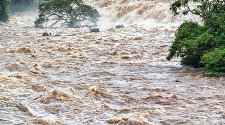 Devastating and ongoing flooding uproots hundreds of thousands of citizens in a matter of days: 'I have no idea where I'm going'