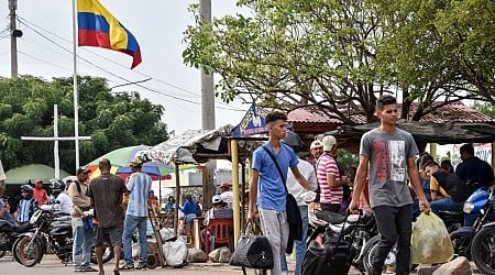 Colombia dará permisos especiales para regularizar a los tutores de 270.000 menores migrantes de Venezuela