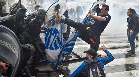 Clashes erupt between police and protesters as Argentina debates reform