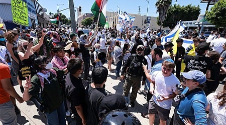 Pro-Palestinian protest outside LA synagogue criticized as ‘antisemitic’ after street fights with pro-Israel protesters