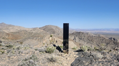 "Mysterious" monolith appears in Nevada desert, police say