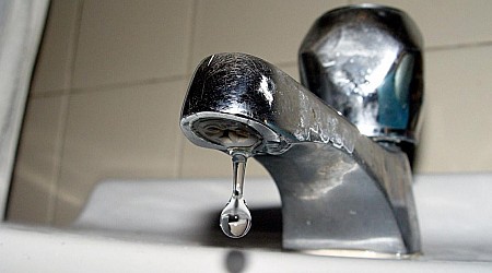 Gov. vetoes five bills changing water laws