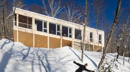 Quinzhee Architecture clads stilted Canadian ski house in cedar