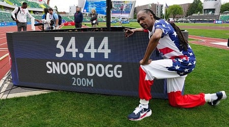 Snoop Dogg delivers mic drop moments at US trials as 52-year-old runs 200m in 34.44 seconds