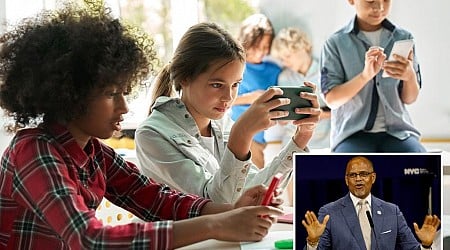 NYC could ban cellphones in public schools in next few weeks