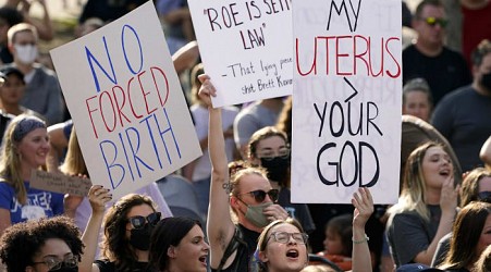 Iowa’s Supreme Court tells lower court to let strict abortion law go into effect