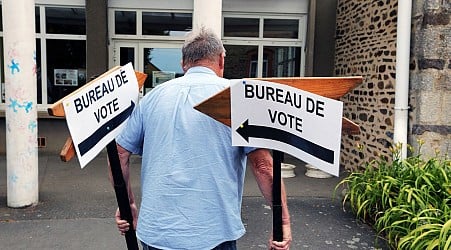 Législatives 2024 : Les Françaises et les Français ont commencé à voter