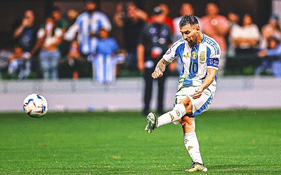 Lionel Messi says leg injury sustained during Argentina win is 'nothing serious'