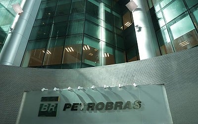 Exclusive-Unigel demands Petrobras pay for losses on Brazil fertilizer plants, letter shows