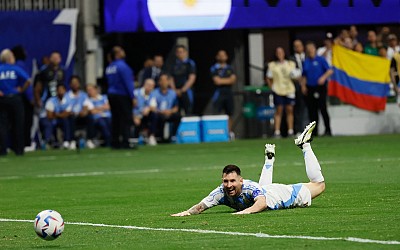What channel is Argentina vs. Chile on tonight (6/25/2024)? How to watch Copa America, Lionel Messi