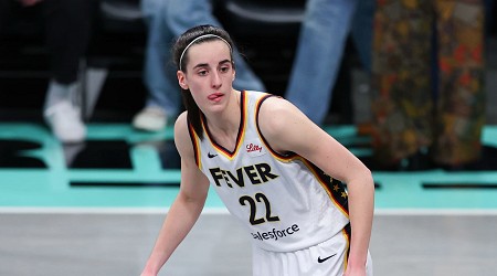 Fever's Caitlin Clark Wins WNBA Rookie of the Month for May; Averaged 17.6 PPG
