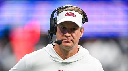 Lane Kiffin Wishes Tennessee 'Good Luck' in CWS After Game 1 Loss vs. Texas A&M