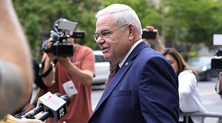 Prosecution rests in Sen. Bob Menendez's bribery trial