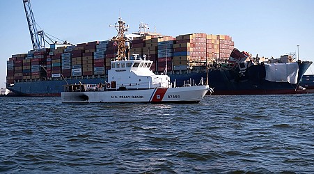 Dali cargo ship leaves Baltimore for Virginia, nearly 3 months after bridge collapse