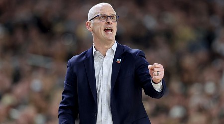Report: Dan Hurley Received 'Strong' UConn Contract Offer amid Lakers HC Rumors
