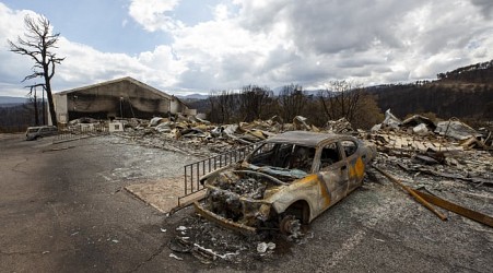 FBI seeks suspects in 2 New Mexico wildfires that killed 2 people, damaged hundreds of buildings