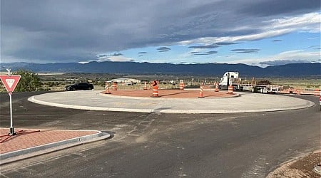 Traffic roundabout now open at interchange of US 50, Highway 115 in Fremont County