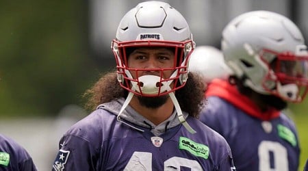Patriots reportedly sign Jahlani Tavai to contract extension