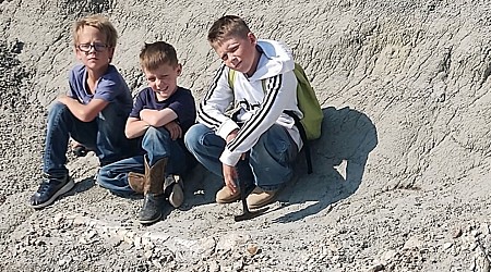 Kids Unearth a Teenage ‘T. rex’ While Hiking in North Dakota