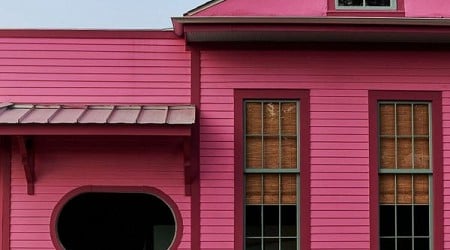 Office La draws on "special magic" of New Orleans for colourful house