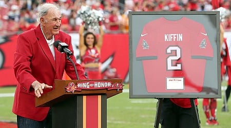 NFL Coaching Legend Monte Kiffin Dies at 84