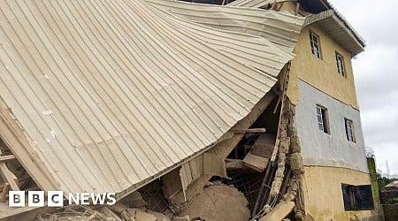 Children killed in Nigeria school collapse