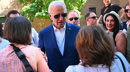Senior House Dems tell Jeffries they're privately calling for Biden to step aside
