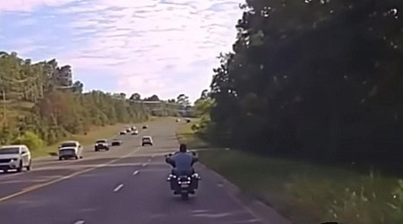 Harley-Davidson Rider Gives Arkansas Troopers A Run For Their Money