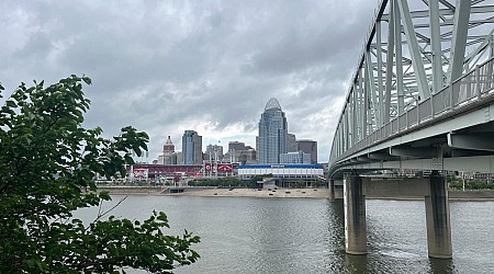 Severe thunderstorm watch issued in parts of Greater Cincinnati; damaging winds a threat