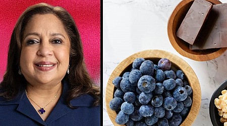 A nutrition expert and chef shares 7 foods for a healthy brain and gut that are always on her grocery list
