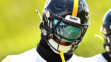 Steelers WR coach Zach Azzanni on George Pickens: "It's right there for him"