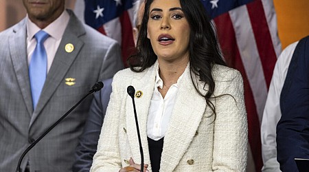 Florida U.S. Rep. Luna changes course in campaign against attorney general