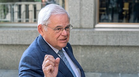 Sen. Bob Menendez 'sold the power of his office,' prosecutor says in closing argument