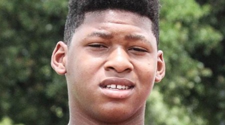 Jahzare Jackson Commits to Georgia Football; Played AAU Basketball with Bronny James
