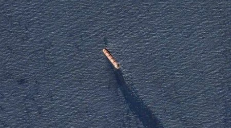 An attack on a cargo ship in the Red Sea has caused a miles-long oil slick. Things could get worse