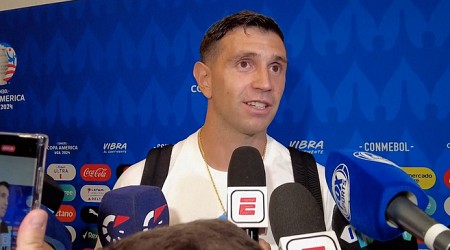 Emiliano Martínez: "¿Los penaltis? Tal vez me veo enorme en el arco"