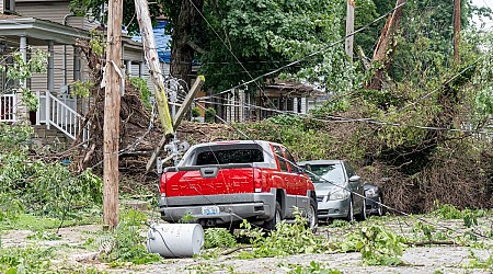 Tornado hit West End of Louisville, National Weather Service reports