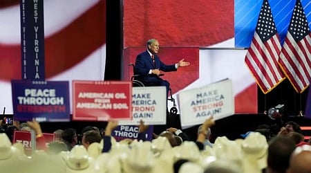 Texas Gov. Greg Abbott touts border battles with Biden in RNC speech