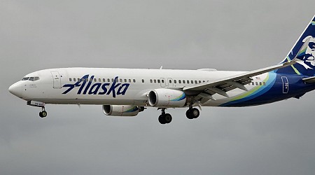Alaska Airlines cuts 2 routes, suspends another as it pushes into leisure markets