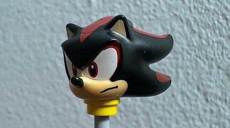 Build Shadow the Hedgehog's Disembodied Head With This New Lego Set