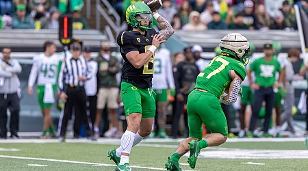 Oregon’s transfer quarterback picked as overwhelming favorite for Big Ten preseason Offensive Player of the Year