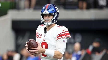 Giants' Daniel Jones Cleared for Training Camp in Return from Surgery on Knee Injury
