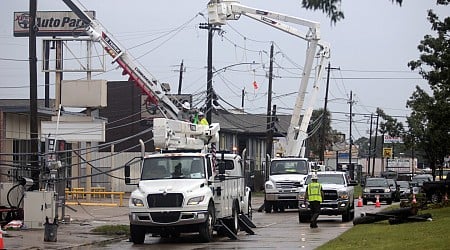 Texas deaths from Hurricane Beryl climb to at least 36, including more who lost power in heat