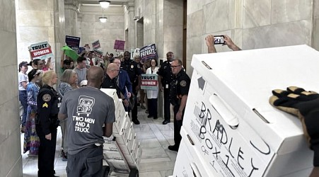 Arkansas abortion measure's signatures from volunteers alone would fall short, filing shows