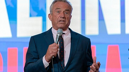 RFK Jr. woos voters with Bitcoin proposals ahead of Trump keynote address