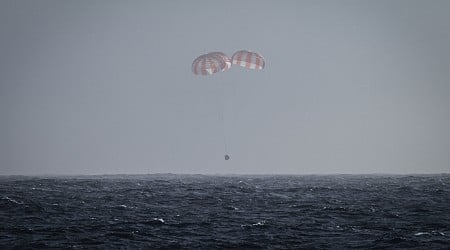 SpaceX to move Dragon splashdowns back to West Coast