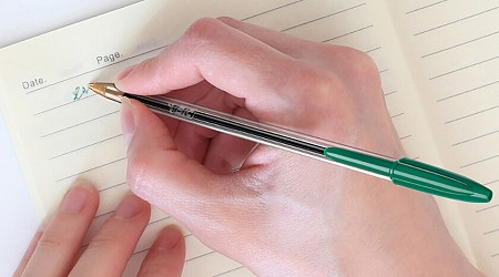La increíble historia de Bic Cristal, el bolígrafo más famoso (y vendido) del mundo
